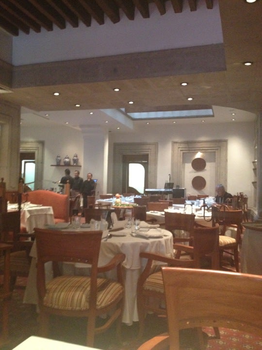 restaurant