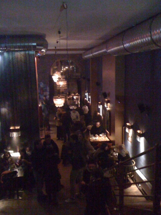 bar
