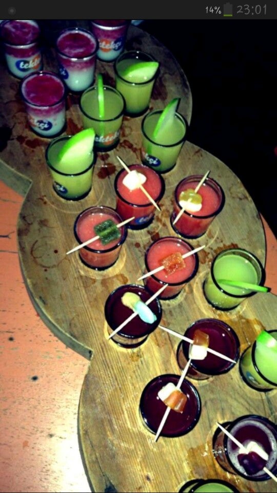bar