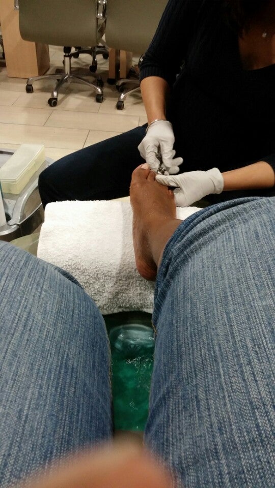 nail-salon