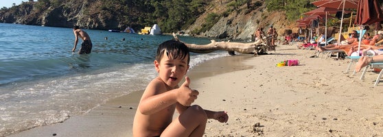 Help Beach And Yacht Club Beach