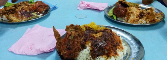 Nasi Kandar Pokok Ketapang Halal Restaurant