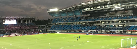 等々力陸上競技場 Kawasaki Todoroki Stadium Track Stadium In 川崎市