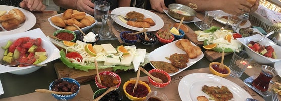 Bodrum Da Kahvalti Icin En Iyi 29 Mekan Bodrum Gezi Yasam Eglence Etkinlik Ve Lezzet Gunlugu