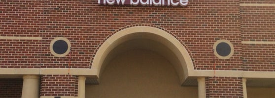 new balance store wilmington de
