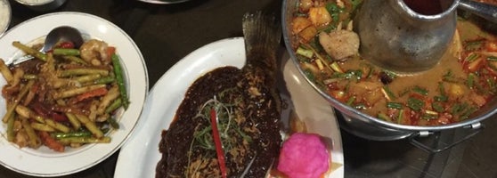 De Chiengmai Thai Seafood Restaurant 95 Jalan Kampung Melayu