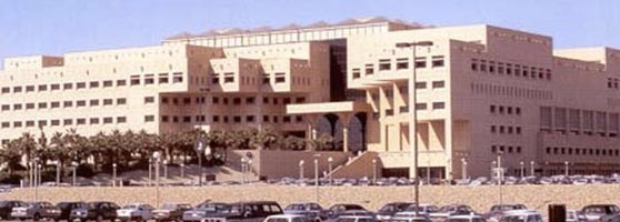 Saudi Calling Give Your Career A New Care Hands Health Services Facebook