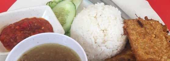 Medan Selera Serdang - Food Court