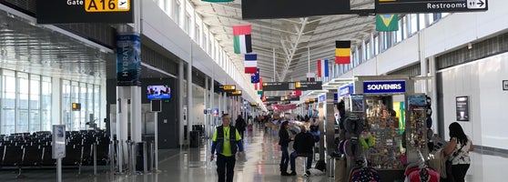 airport dulles iad washington international temporary riyadh saudia turkish closer terminal lounge train much take through