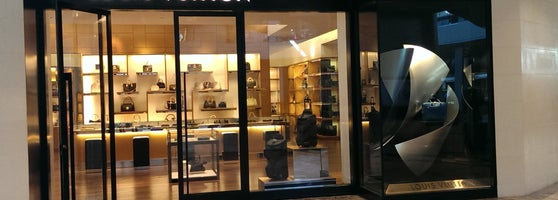 Louis Vuitton - Boutique in Roseville