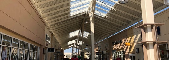 nike store farnsworth