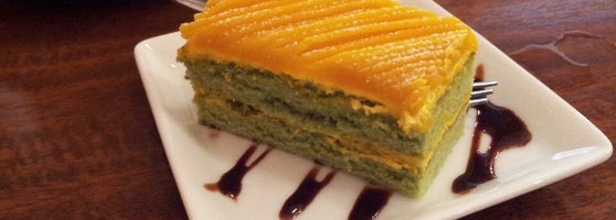 太陽のトマト麺 Withチーズ Ramen Restaurant