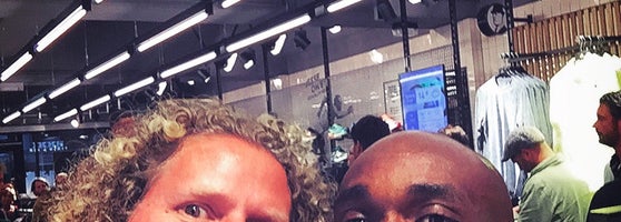 running specialist shops