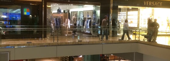 hollister at galleria mall