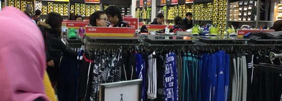 adidas outlet store near me