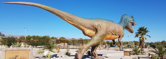 Dinosaurios De Pica - Theme Park