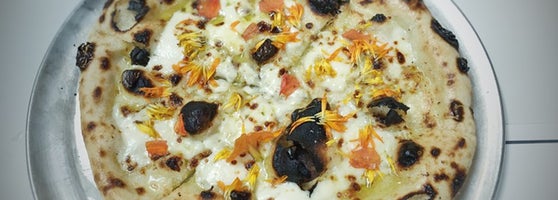 Jon Vinny S Mid City West 412 N Fairfax Ave