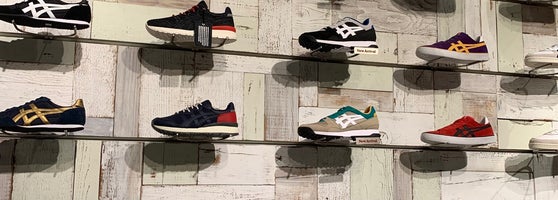 オニツカタイガー Onitsuka Tiger Shoe Store In 渋谷区