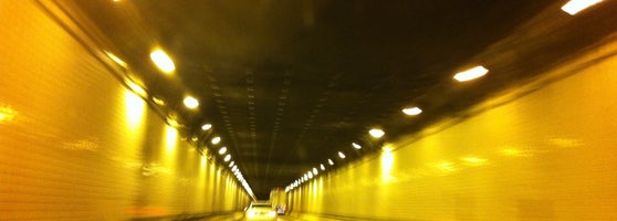 Aún pista Z 44670 túnel 1-lanzado curvadas 17 x 13 cm 