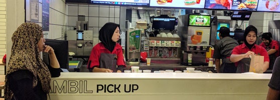 Mcdonald S Fast Food Restaurant In Ulu Kelang
