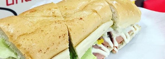 дон сэндвич. клаб сэндвич с ветчиной. состав сэндвича с курицей. дон сэндвич. сэндвич с ветчиной и сыром.