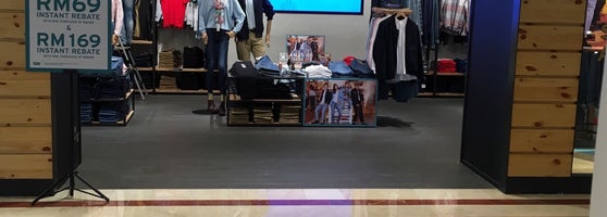 levis klcc level