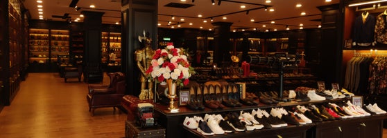 Tomaz Factory Outlet Shoe Store