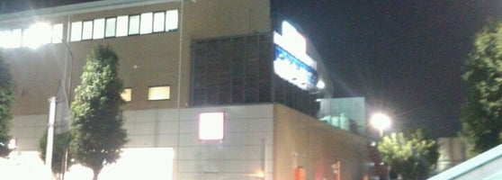 ユニクロ Clothing Store In 祖師谷 ユニクロ Clothing Store In 祖師谷