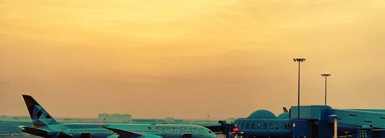 Abu Dhabi International Airport (AUH) مطار أبوظبي الدولي ...