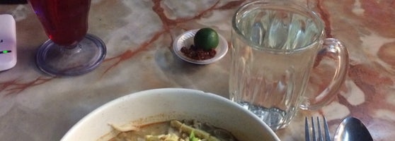 Dapur Sarawak Malay Restaurant In Kampung Bahru I Love The Mee Kolok Oh Ask For A Separate Soup Laksa Sarawak Was Nice But My Mom S Better