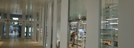 おみやげ処 高岡店 セブンイレブンおみやげ処高岡店 150人の訪問者 から 1つのtip 件