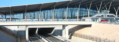 Gare SNCF d'Aix-en-Provence TGV - Rail Station