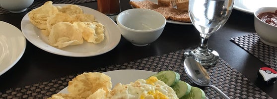 Taman Santap Rumah Kayu Ancol - Jakarta Utara - 14 tips