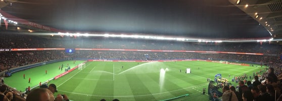 Parc Des Princes Auteuilのサッカースタジアム Parc Des Princes Auteuilのサッカースタジアム