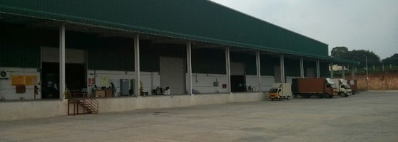 puma distribution center locations