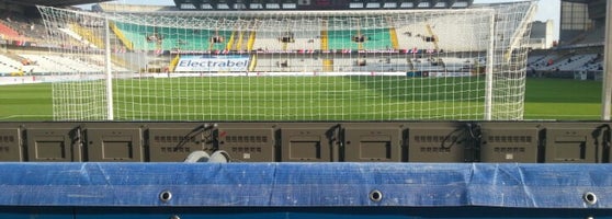 Jan Breydelstadion Olympiaのサッカースタジアム