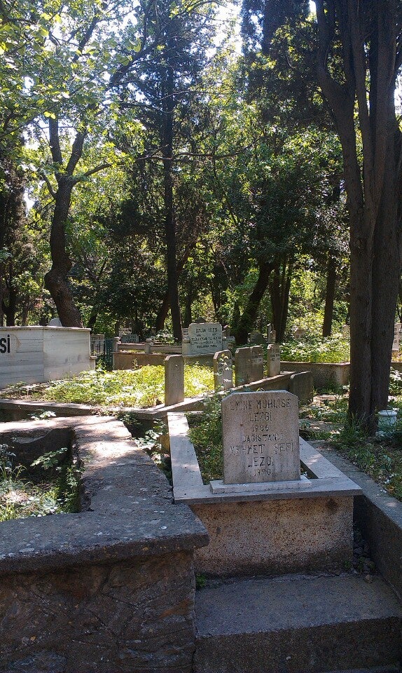cemetery