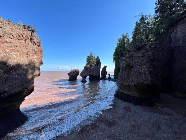 Hopewell Rocks (Bay of Fundy)