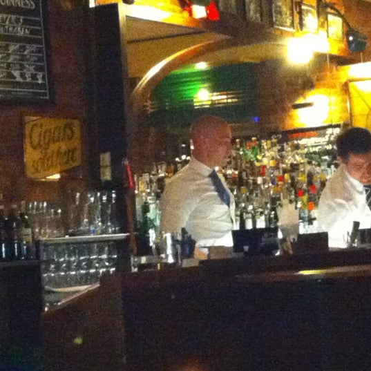 Photo taken at Juleps New York Bar &amp; Restaurant by Kerstin on 5/11/2012