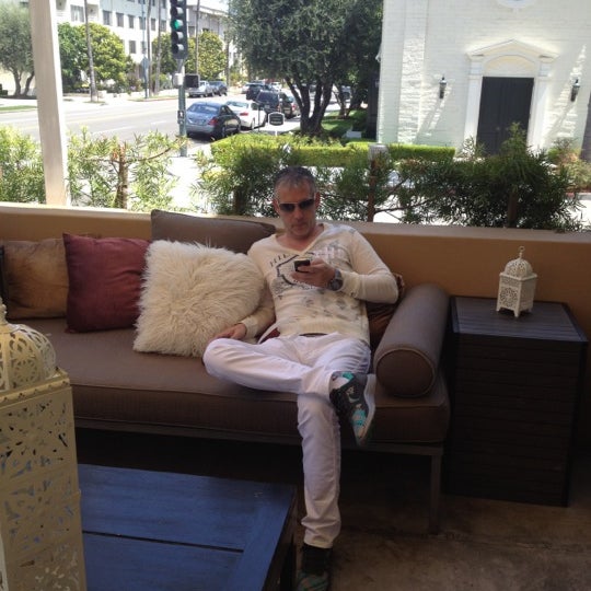 Photo taken at Crescent Hotel Beverly Hills by Iris .. on 6/9/2012