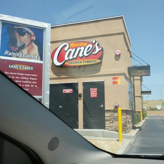 Photo taken at Raising Cane&#39;s Chicken Fingers by Sabrina♥ on 8/25/2012