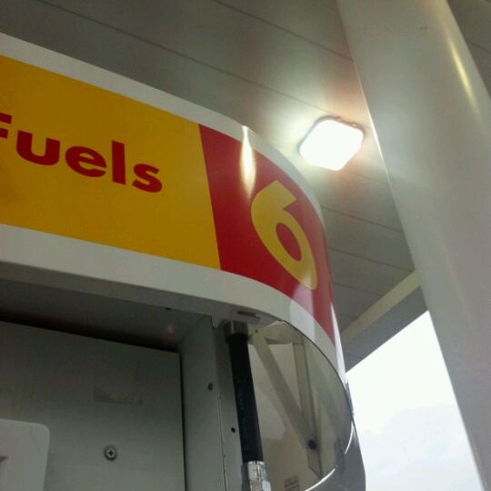 Shell - Fuel Station in Lancaster