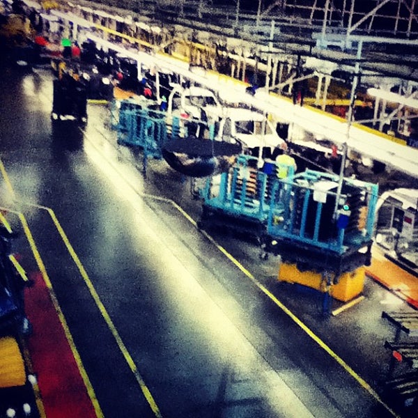 Photo taken at Ford River Rouge Factory Tour by Rahmad D. on 2/29/2012