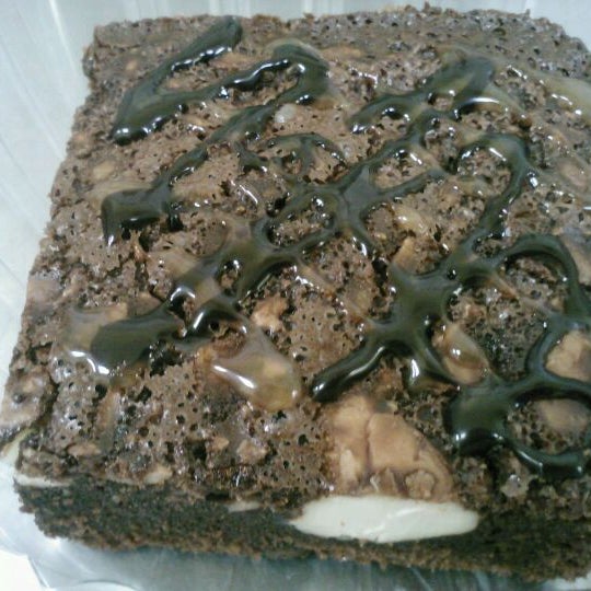 4/28/2012にCosmic Cookie B.がKai&#39;s Kookies &amp; More Bakeryで撮った写真