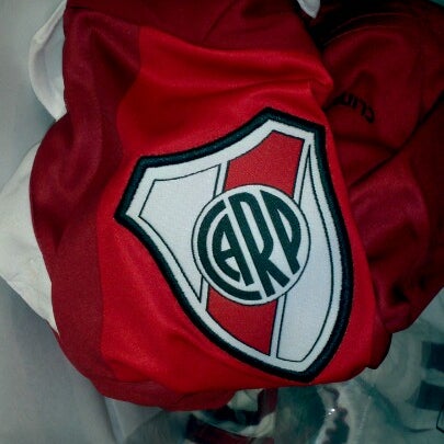 adidas unicenter martinez