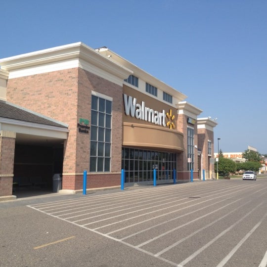Walmart Supercenter Blaine, MN'da fotoğraflar
