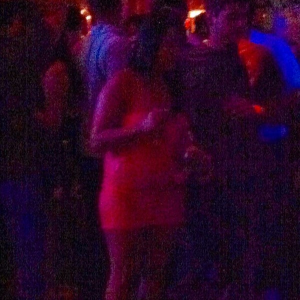 Photo taken at Swingers Lounge BH by Pedro L. on 3/18/2012