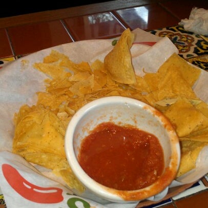 Photo taken at Chili&#39;s Grill &amp; Bar by Sade Y. on 9/12/2012