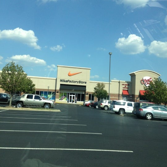 nike outlet on shelbyville road