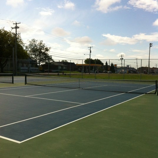 Parc Du Pavillon SaintLinLaurentides, QC
